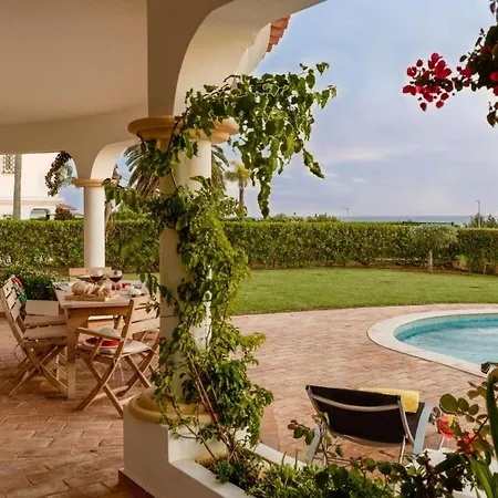Sleeps 8 Air Con Wifi Βίλα