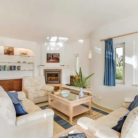 Sleeps 8 Air Con Wifi Benagil