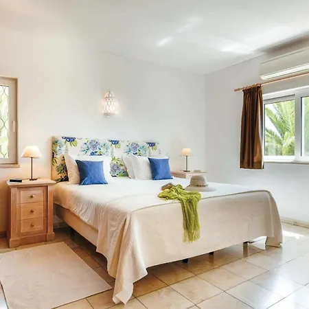 Villa Sleeps 8 Air Con Wifi Benagil